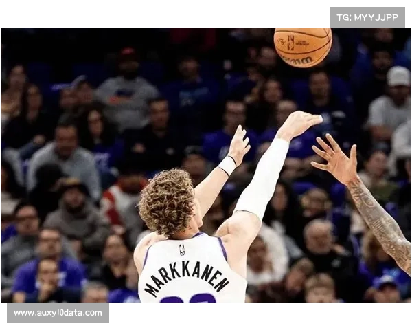 黄蜂鲍尔脚踝扭伤缺阵，球队后场轮换吃紧